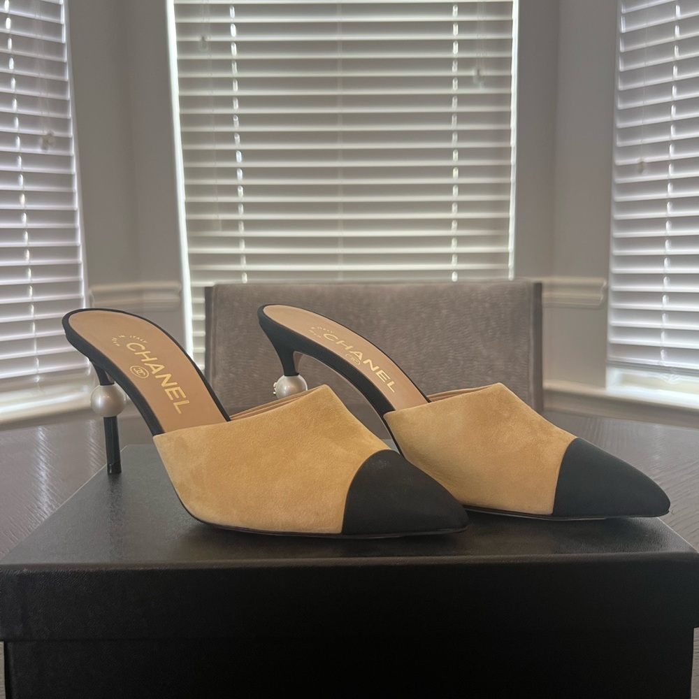 Chanel Beige/Black Suede and Canvas CC Faux Pearl Embellished Heel Slip On Mules